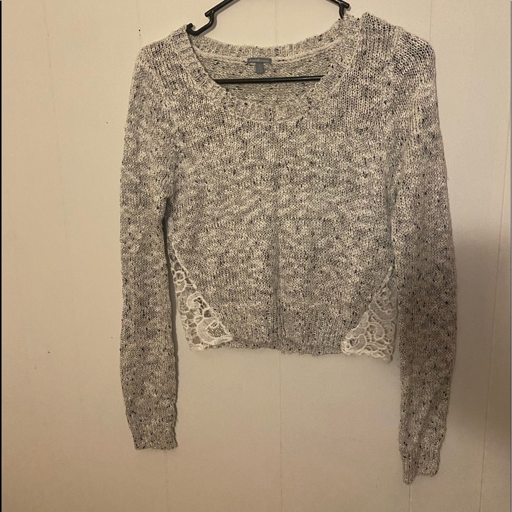 Cropped sweater